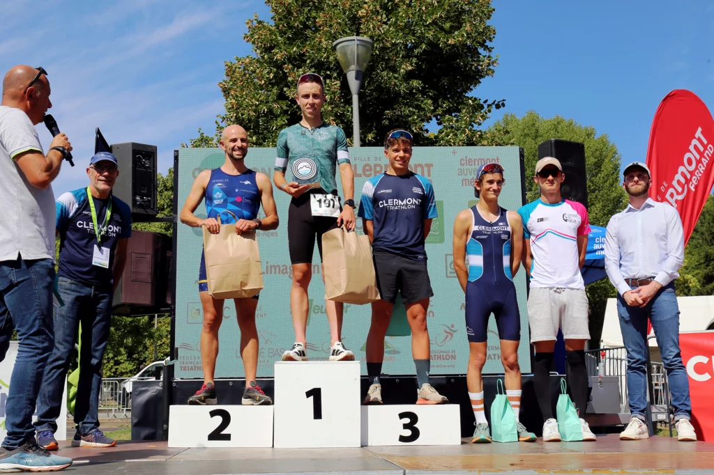 podium triathlon 2025